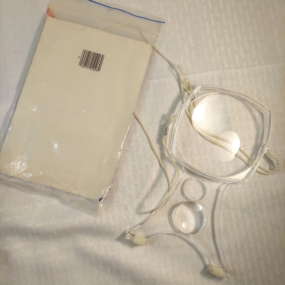 Magnifier Mini-Mag Hands Free Neck String Embroidery Needlework Art Ramco Arts - Picture 3 of 3